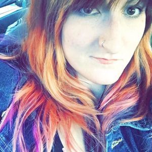 Meet your Posher, Ashley